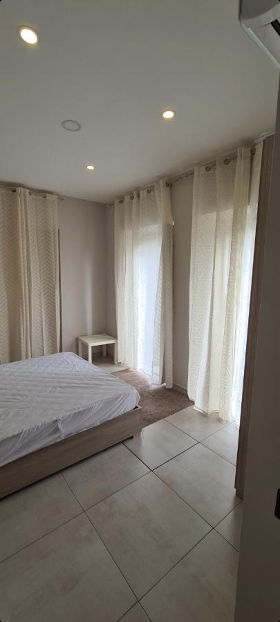 Garibaldi Room Napoli Bagian luar foto